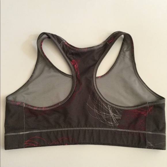 Nike workout bra - Picture 2 of 4